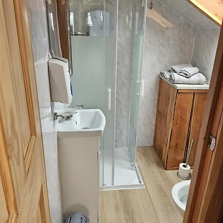 North Uist Lodges Tigharry Room photo